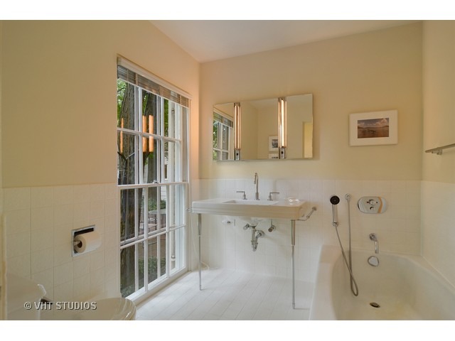 830 Normandy Ln, Glenview, IL 60025 photo 16
