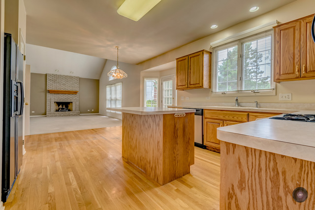 2407 Moore Ct, Naperville, IL 60564 photo 7
