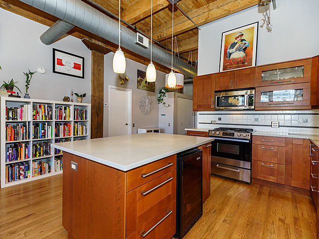 312 N May St #2D, Chicago, IL 60607 photo 3