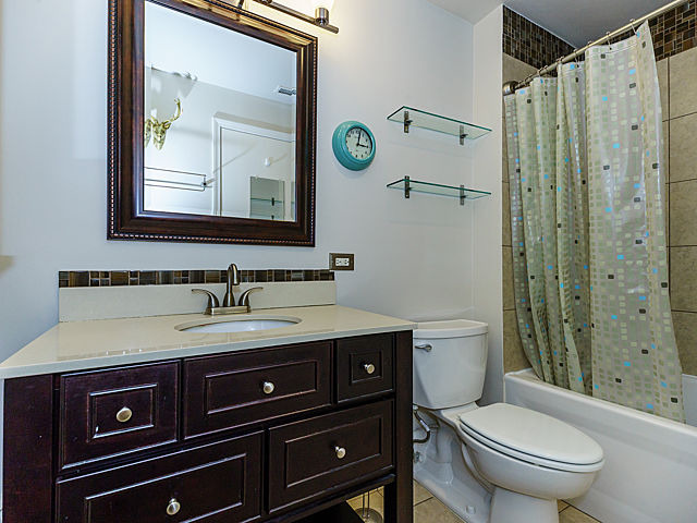 312 N May St #2D, Chicago, IL 60607 photo 16