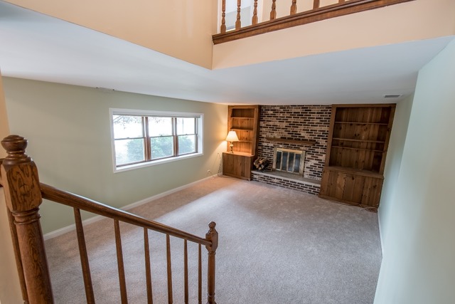690 Randi Ln, Hoffman Estates, IL 60169 photo 6