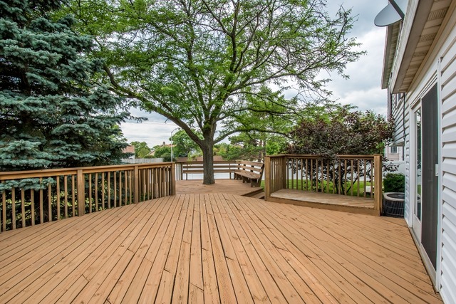 690 Randi Ln, Hoffman Estates, IL 60169 photo 21
