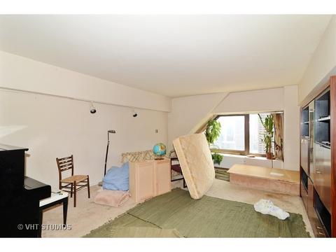 175 E Delaware Pl #4822, Chicago, IL 60611 photo 2