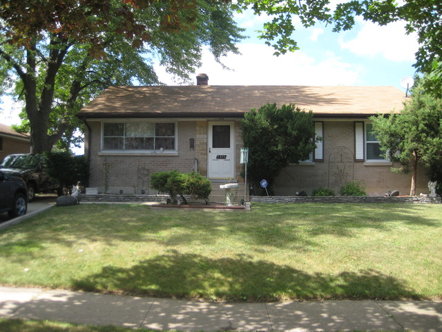 5834 Bohlander Ave, Berkeley, IL 60163 photo 1