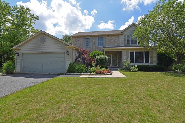 730 Roaring Brook Ln, Algonquin, IL 60102 photo 1