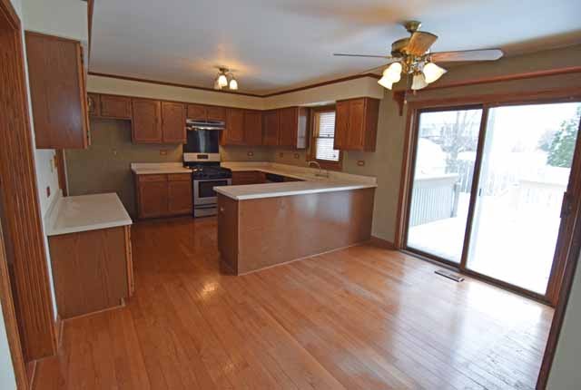 730 Roaring Brook Ln, Algonquin, IL 60102 photo 8