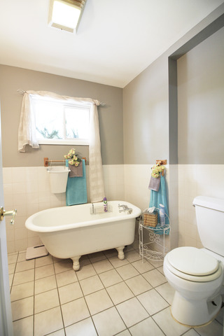 1102 Elm St, Wheaton, IL 60189 photo 11