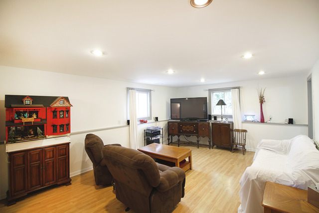 1102 Elm St, Wheaton, IL 60189 photo 13