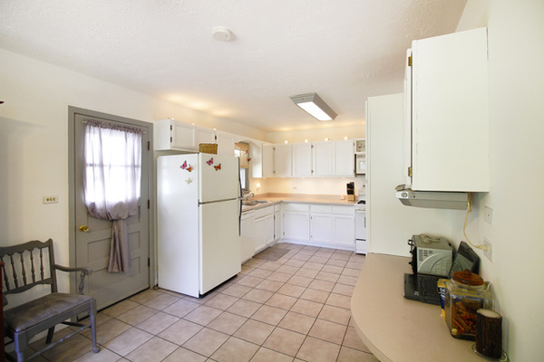 1102 Elm St, Wheaton, IL 60189 photo 4