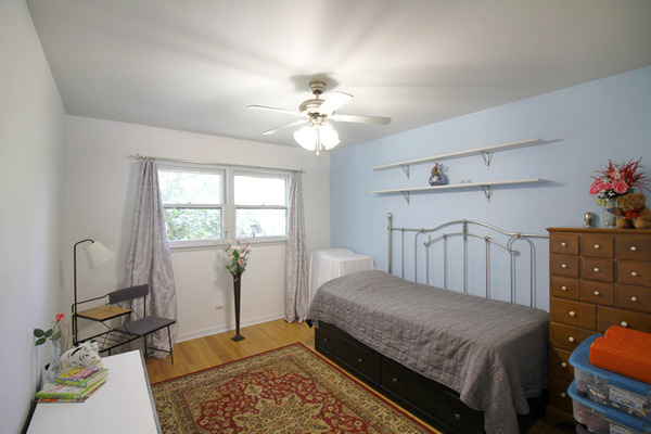 1102 Elm St, Wheaton, IL 60189 photo 9