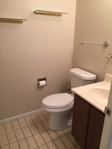 95 Pine Cir, Cary, IL 60013 photo 6