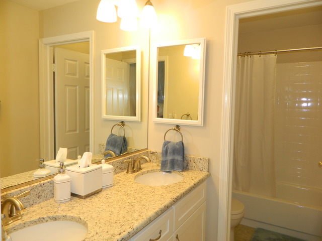 4441 Westbridge Ct, Hoffman Estates, IL 60192 photo 16