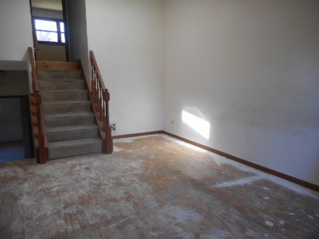 4035 Gregory Dr, Zion, IL 60099 photo 4
