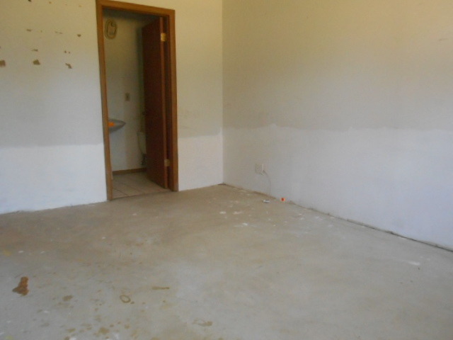 4035 Gregory Dr, Zion, IL 60099 photo 5
