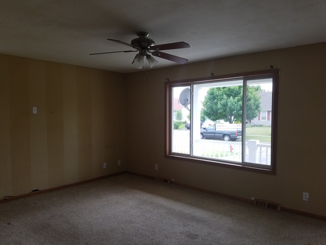 1409 9th St, Harvard, IL 60033 photo 4