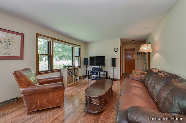 1111 S Sumner St, Wheaton, IL 60189 photo 6