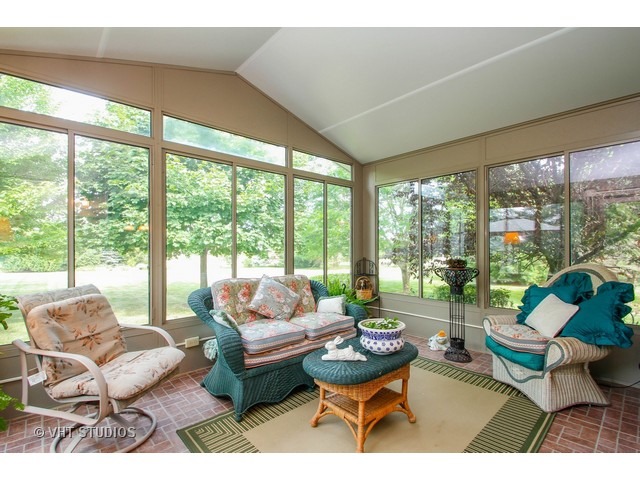 8917 Anthony Ln, Spring Grove, IL 60081 photo 9