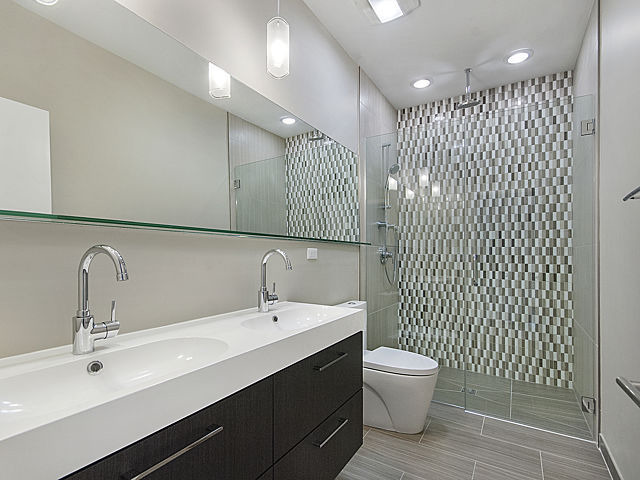 3244 S Carpenter St, Chicago, IL 60608 photo 10