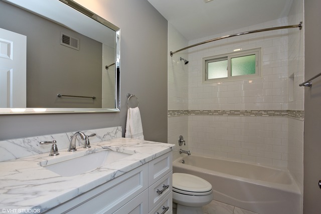 3500 Merle Ln, Northbrook, IL 60062 photo 11