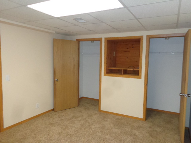 405 Forest View Dr, Genoa, IL 60135 photo 12