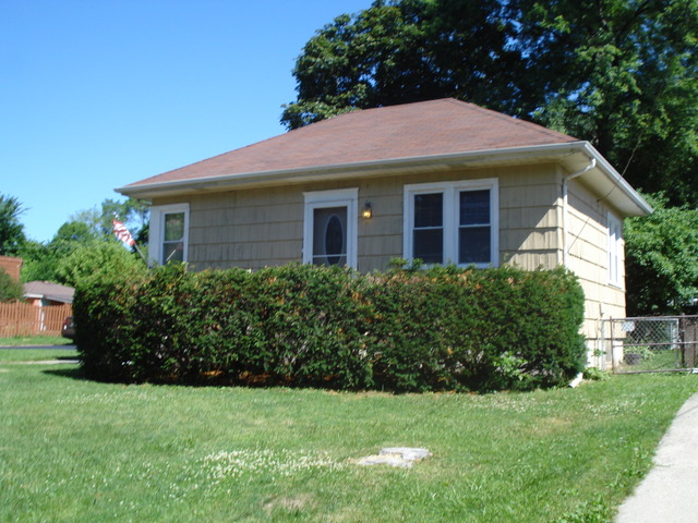 5910 Ridge Ave, Berkeley, IL 60163 photo 1