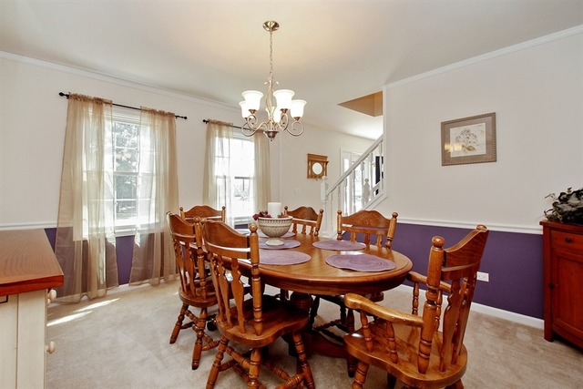 17570 Hawk Ct, Gurnee, IL 60031 photo 5