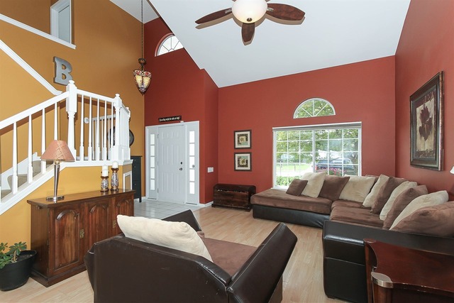 413 Monarch Birch Ln, Bartlett, IL 60103 photo 6
