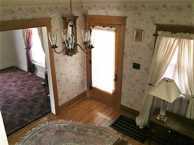 818 E 2nd St, Dixon, IL 61021 photo 2