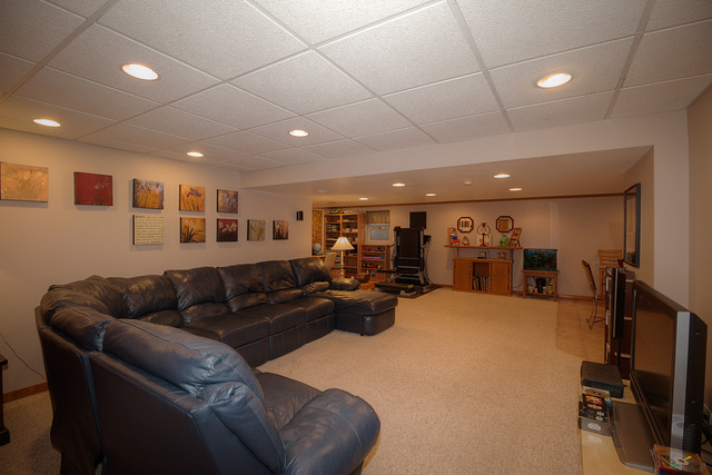 24906 W Illini Dr, Plainfield, IL 60544 photo 12