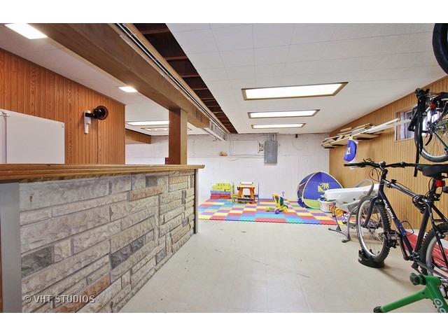 2055 Sherwin Ave, Des Plaines, IL 60018 photo 15