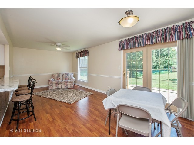 1615 Riverwood Dr, Algonquin, IL 60102 photo 6
