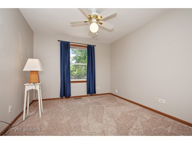 1615 Riverwood Dr, Algonquin, IL 60102 photo 13