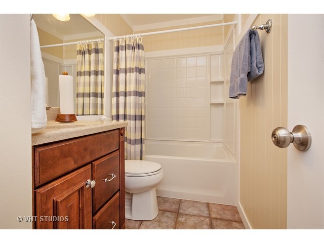 1615 Riverwood Dr, Algonquin, IL 60102 photo 8