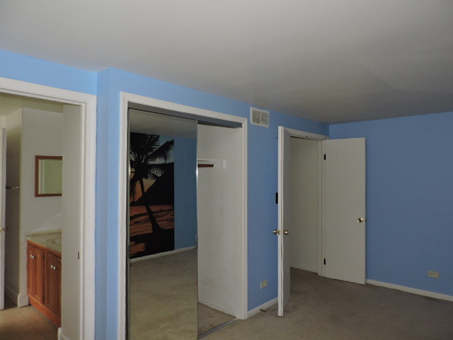 2085 Sutherland Pl, Hoffman Estates, IL 60195 photo 10