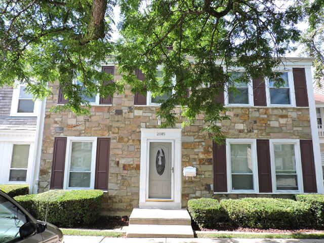 2085 Sutherland Pl, Hoffman Estates, IL 60195 photo 1
