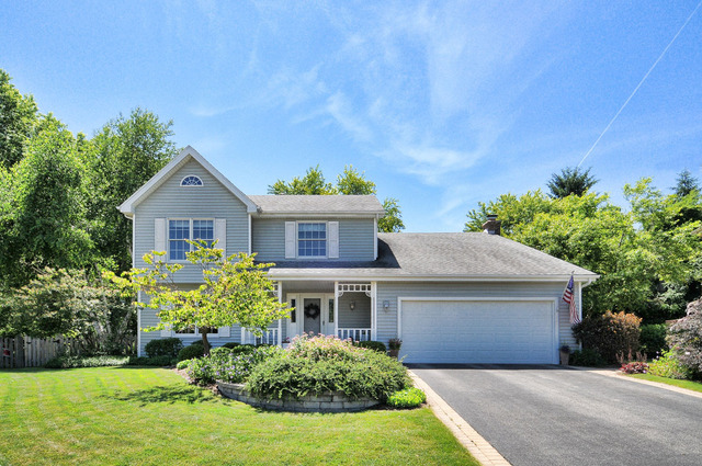 5041 Adele Dr, Gurnee, IL 60031 photo 1