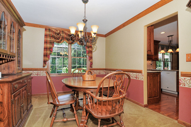 5041 Adele Dr, Gurnee, IL 60031 photo 13