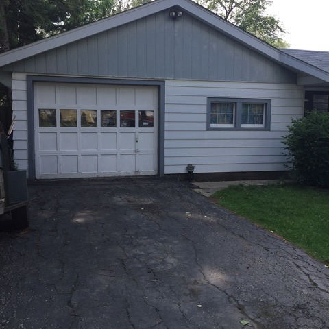 8136 Mobile Ave, Burbank, IL 60459 photo 2