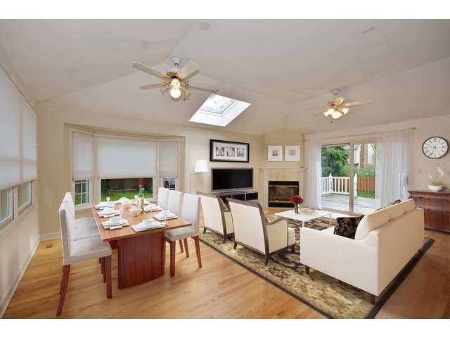 2001 Somerset Ln, Wheaton, IL 60189 photo 3
