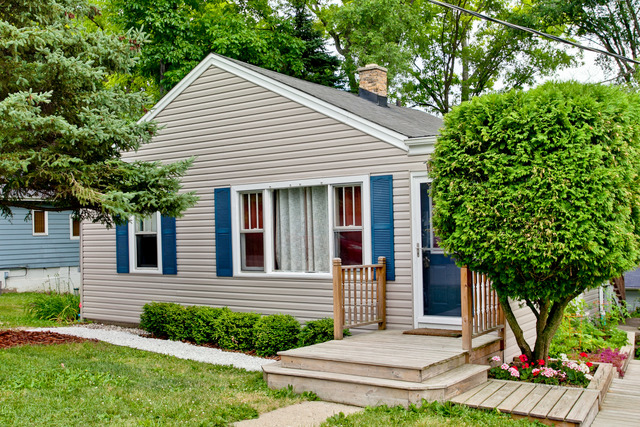 25231 W Chicago Ave, Ingleside, IL 60041 photo 1