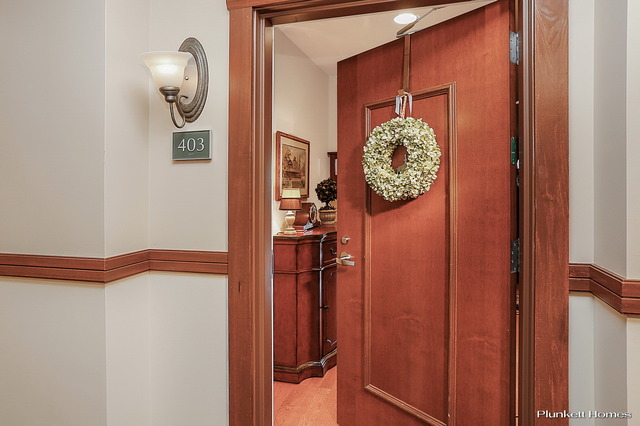 255 E Liberty Dr #403-2, Wheaton, IL 60187 photo 3