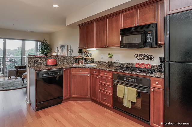 255 E Liberty Dr #403-2, Wheaton, IL 60187 photo 5