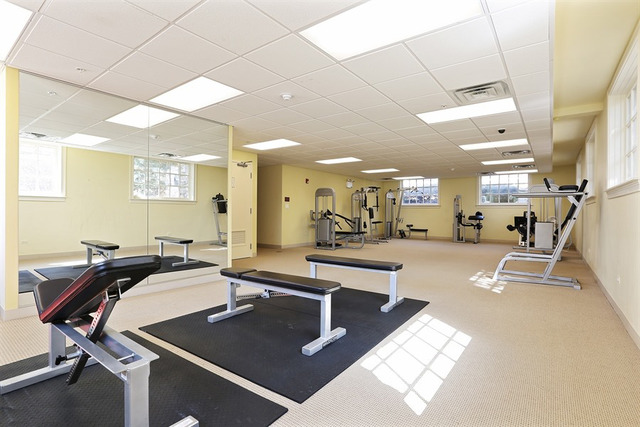 255 E Liberty Dr #403-2, Wheaton, IL 60187 photo 17