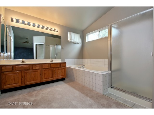 7632 Beringer Ct, Gurnee, IL 60031 photo 11