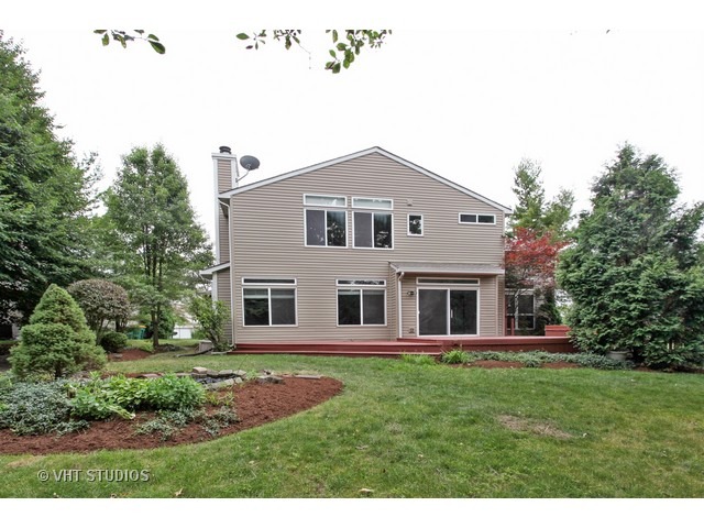 7632 Beringer Ct, Gurnee, IL 60031 photo 17