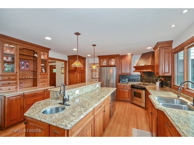28 W571 Pamela Ct, West Chicago, IL 60185 photo 7