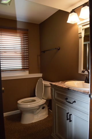 7715 Normandy Ave, Burbank, IL 60459 photo 8