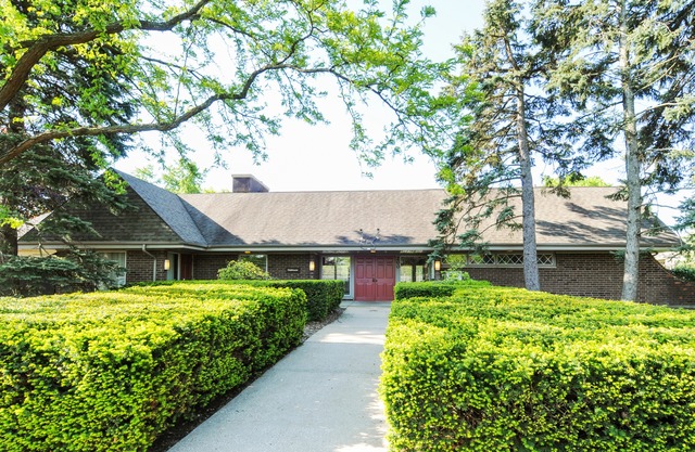134 E Bailey Rd #J, Naperville, IL 60565 photo 10