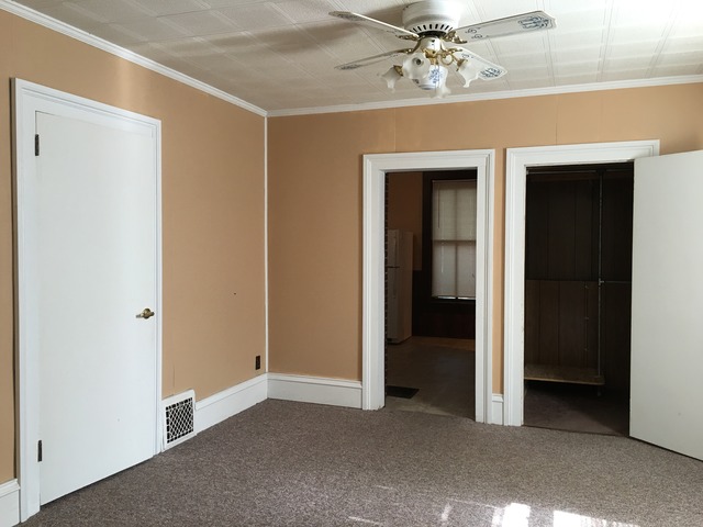 308 E Superior St, Ottawa, IL 61350 photo 6