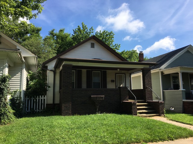 308 E Superior St, Ottawa, IL 61350 photo 3
